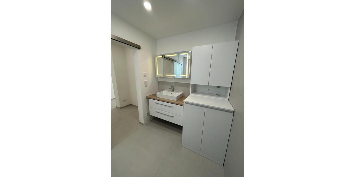 Erdgeschoßwohnung Ammerndorf - 2 Zimmer, 68 m&sup2;, 850&euro; | Angebot:25764415