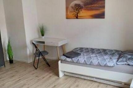 Monteurzimmer 22€ Monteurwohnung 4 zimmer