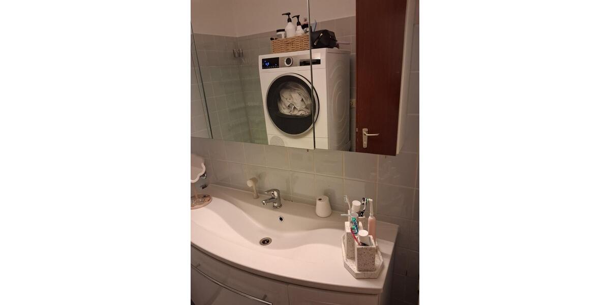 Etagenwohnung Traunstein - 3 Zimmer, 74 m&sup2;, 700&euro; | Angebot:25720271