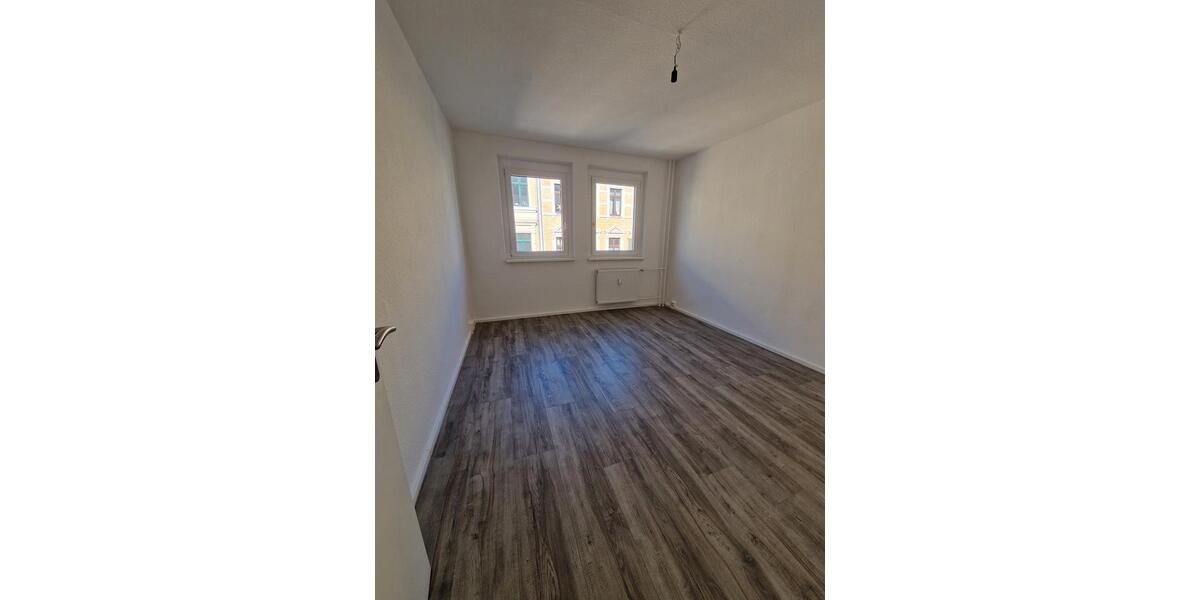 Etagenwohnung Magdeburg - 3 Zimmer, 82 m&sup2;, 639&euro; | Angebot:25144782