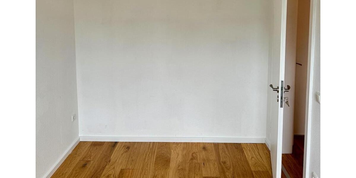 Wohnen auf Zeit Bielefeld Heepen - 10 Zimmer, 150 m&sup2;, 390&euro; | Angebot:25982226