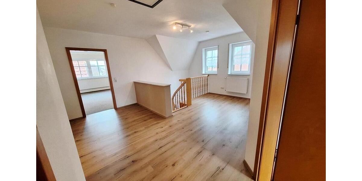 Dachgeschoßwohnung Barßel - 2 Zimmer, 106 m&sup2;, 650&euro; | Angebot:25613354