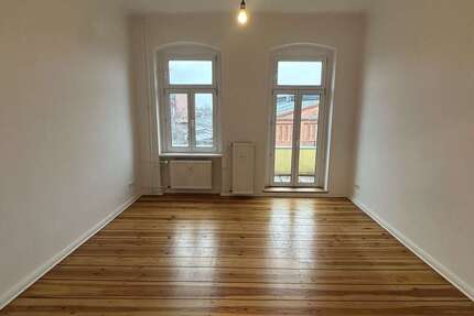 Wohnung zum Mieten in Berlin 1.149 € 76.53 m²