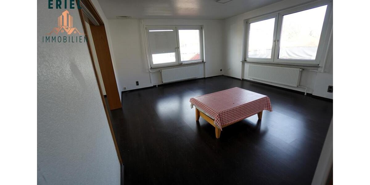 Etagenwohnung Aurich - 5 Zimmer, 125 m&sup2;, 950&euro; | Angebot:26480938