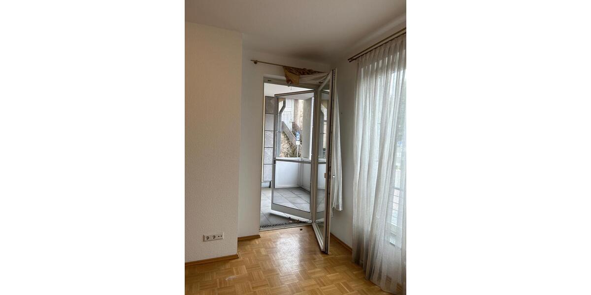 Erdgeschoßwohnung Neuenstadt am Kocher - 3 Zimmer, 85 m&sup2;, 1.250&euro; | Angebot:24774332