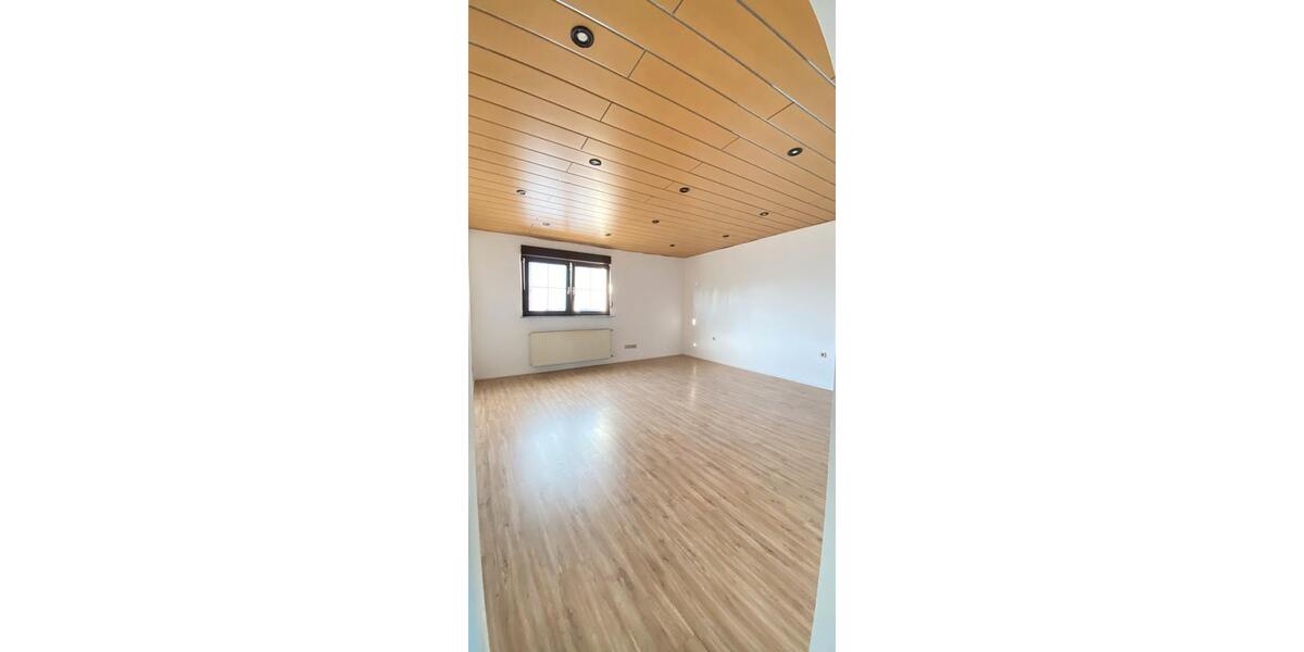 Lichtdurchflutete 95 m² 3ZKB direkt bezugsfertig 3 zimmer