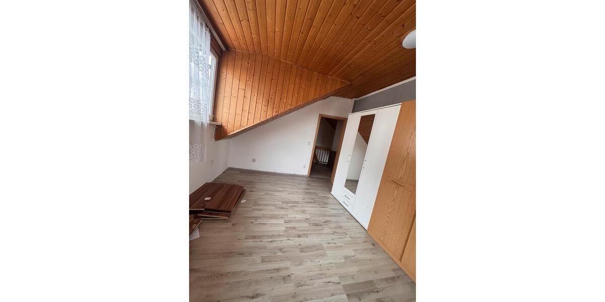 Maisonettenwohnung Redwitz an der Rodach - 3 Zimmer, 80 m&sup2;, 650&euro; | Angebot:25053266