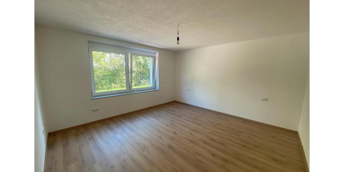 Erdgeschoßwohnung Aalen - 3 Zimmer, 68 m&sup2;, 1.160&euro; | Angebot:25992070