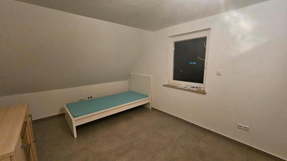 Einfamilienhaus Berne - 6 Zimmer, 140 m&sup2;, 1.250&euro; | Angebot:24878280