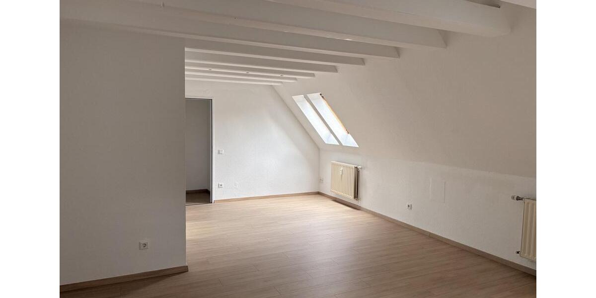 Dachgeschoßwohnung Gevelsberg - 1 Zimmer, 55 m&sup2;, 380&euro; | Angebot:25323321