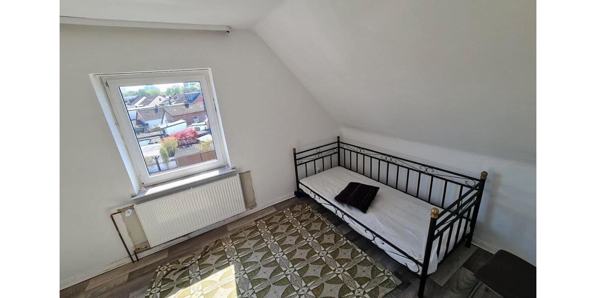 Etagenwohnung Hameln - 1 Zimmer, 10 m&sup2;, 320&euro; | Angebot:26041150