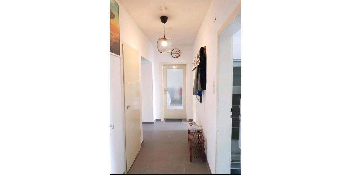 WG-Zimmer Frei 1 zimmer