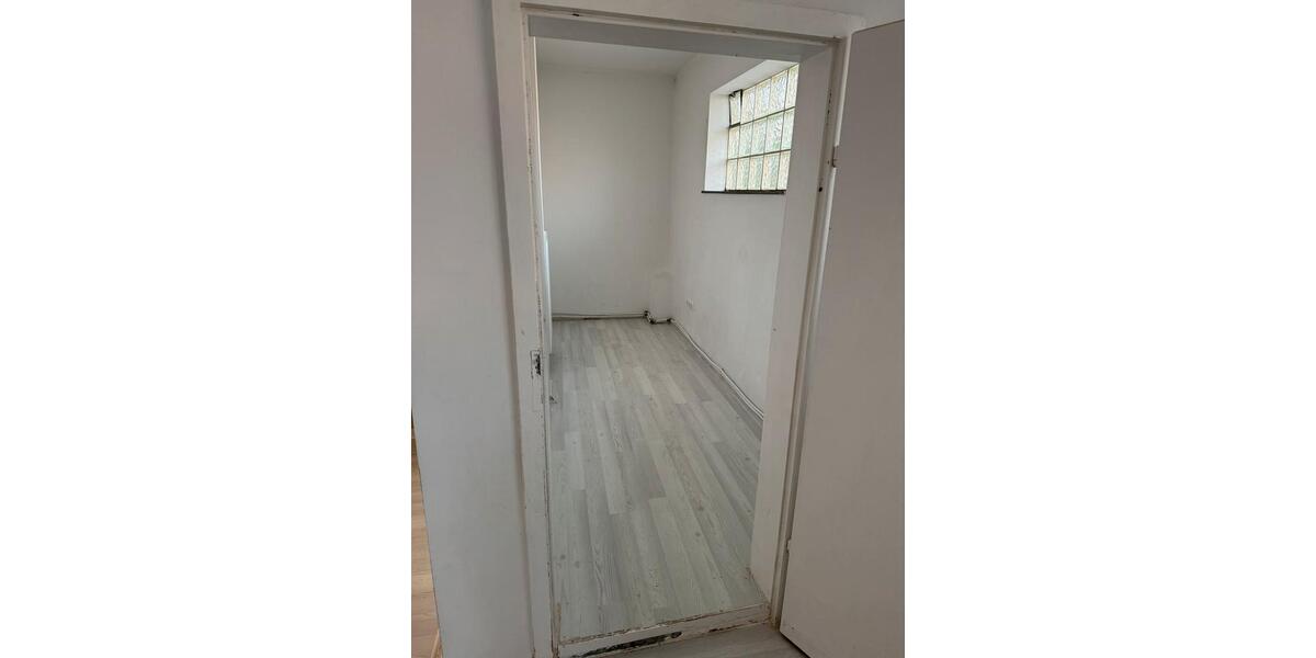 Etagenwohnung Schifferstadt - 2.5 Zimmer, 72 m&sup2;, 900&euro; | Angebot:26679760