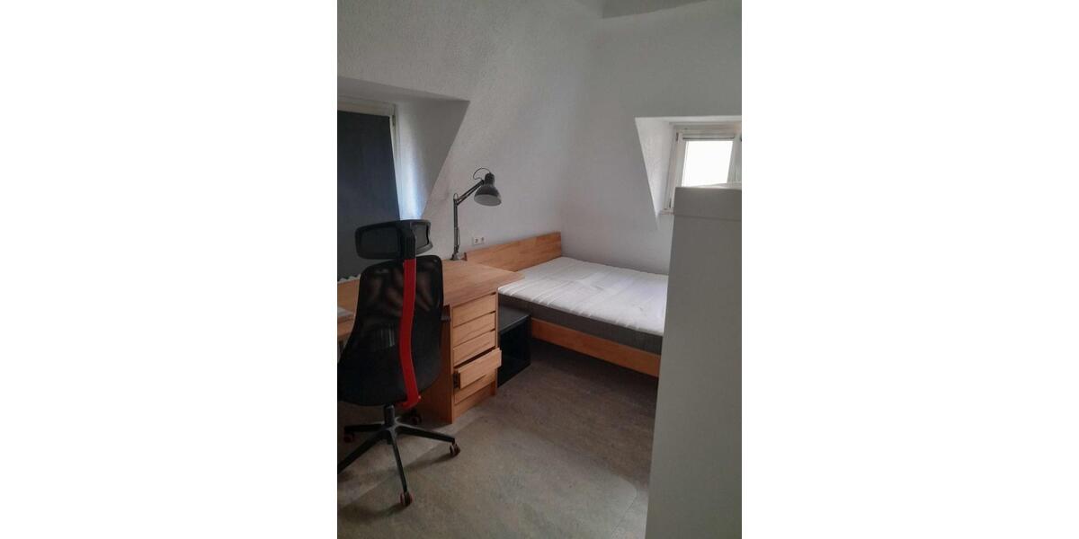 Wohnen auf Zeit Würzburg Sanderau - 8 Zimmer, 18 m&sup2;, 230&euro; | Angebot:25871204