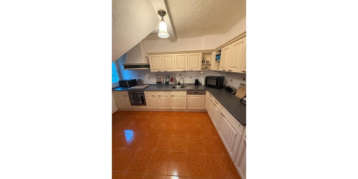 Dachgeschoßwohnung Tambach-Dietharz Dietharz - 4 Zimmer, 120 m&sup2;, 590&euro; | Angebot:26464914