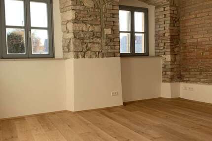 Gewerbeobjekt Regensburg Weichs - 800&euro; | Angebot:27643844