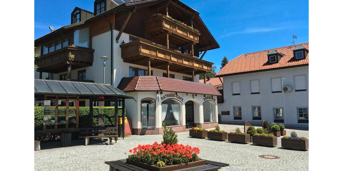 Etagenwohnung Bischofsmais - 4 Zimmer, 132 m&sup2;, 990&euro; | Angebot:25926217