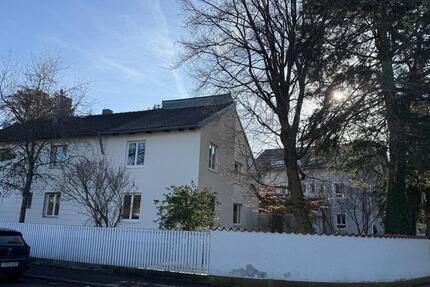 Wohnung München Hadern - 5 Zimmer, 132 m&sup2;, 2.500&euro; | Angebot:24542261