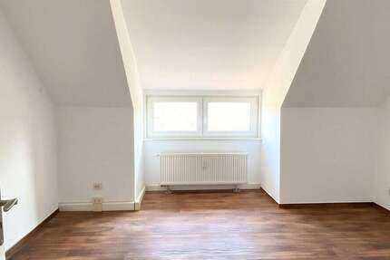 Wohnung Groß Schacksdorf - 2 Zimmer, 49 m&sup2;, 241&euro; | Angebot:26289439