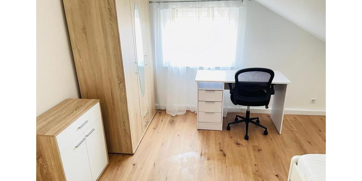 Dachgeschoßwohnung Ingolstadt Münchener Straße - 1 Zimmer, 13 m&sup2;, 450&euro; | Angebot:25163827