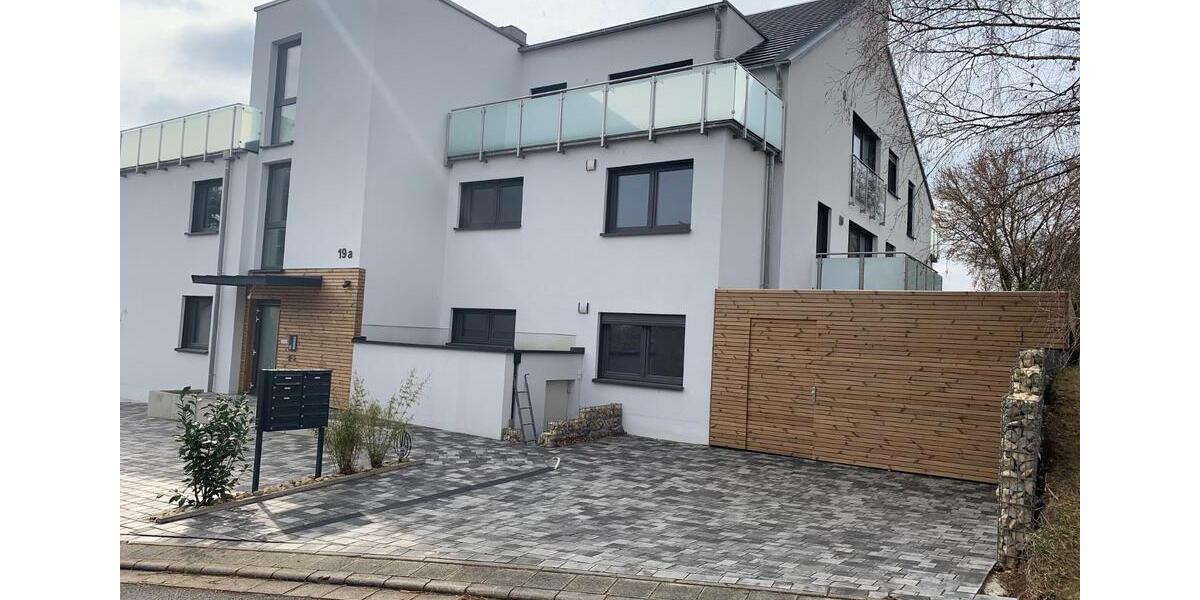 Etagenwohnung Neustadt an der Aisch - 3 Zimmer, 75 m&sup2;, 860&euro; | Angebot:24884523