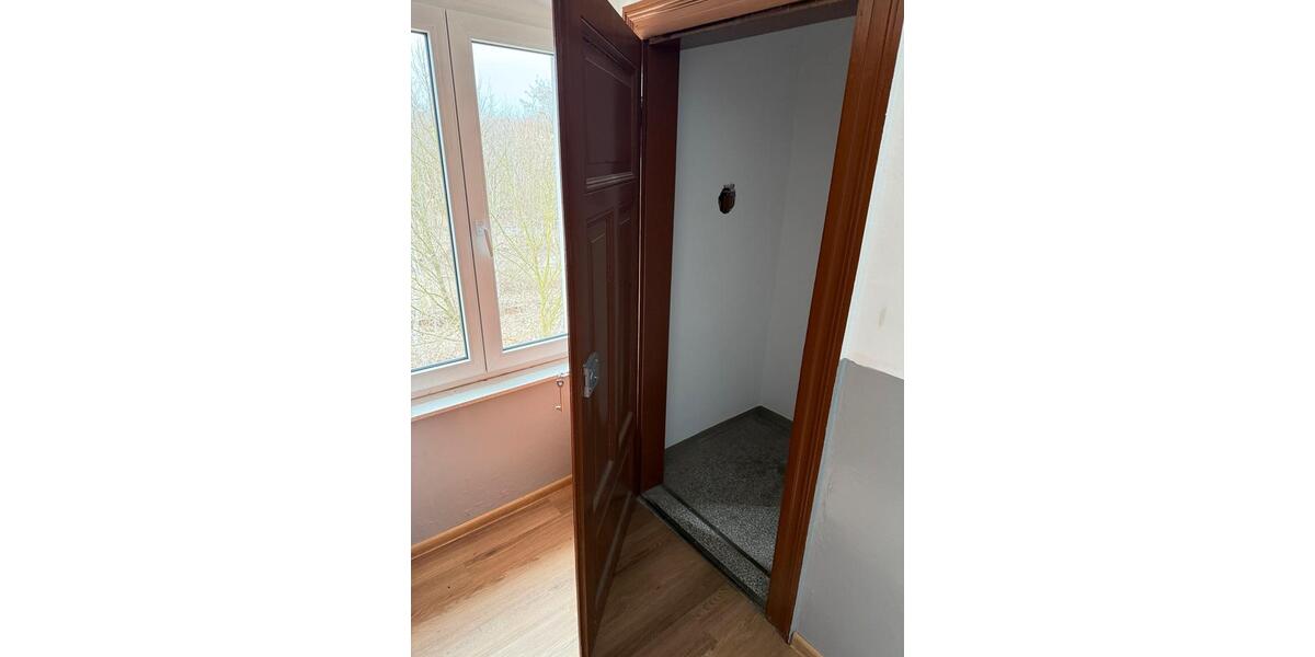 Dachgeschoßwohnung Görlitz - 2.5 Zimmer, 75 m&sup2;, 420&euro; | Angebot:25793052