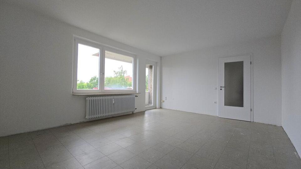 Familienfreundliche Wohnung mit Aufzug im Haus zimmer