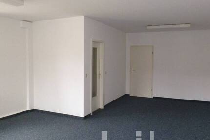 Gewerbeobjekt Bautzen - 2 Zimmer, 67 m&sup2;, 300&euro; | Angebot:25709238