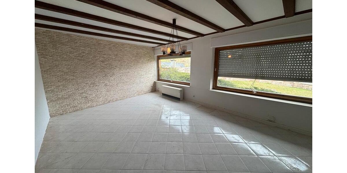 Erdgeschoßwohnung Nentershausen - 3 Zimmer, 72 m&sup2;, 530&euro; | Angebot:26040611