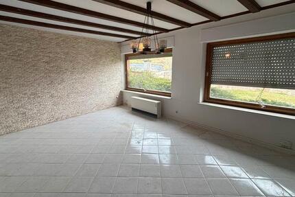 Wohnung Nentershausen - 3 Zimmer, 72 m&sup2;, 530&euro; | Angebot:26040611