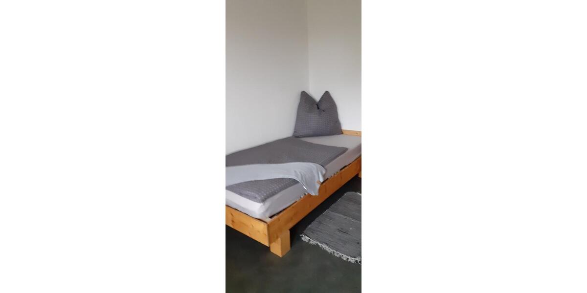 Wohnen auf Zeit Rommerskirchen - 6 Zimmer, 140 m&sup2;, 20&euro; | Angebot:20971571