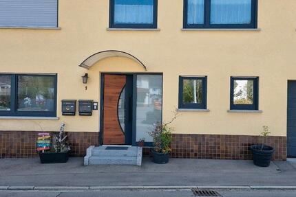 Wohnung Meßstetten - 4 Zimmer, 95 m&sup2;, 850&euro; | Angebot:24740424