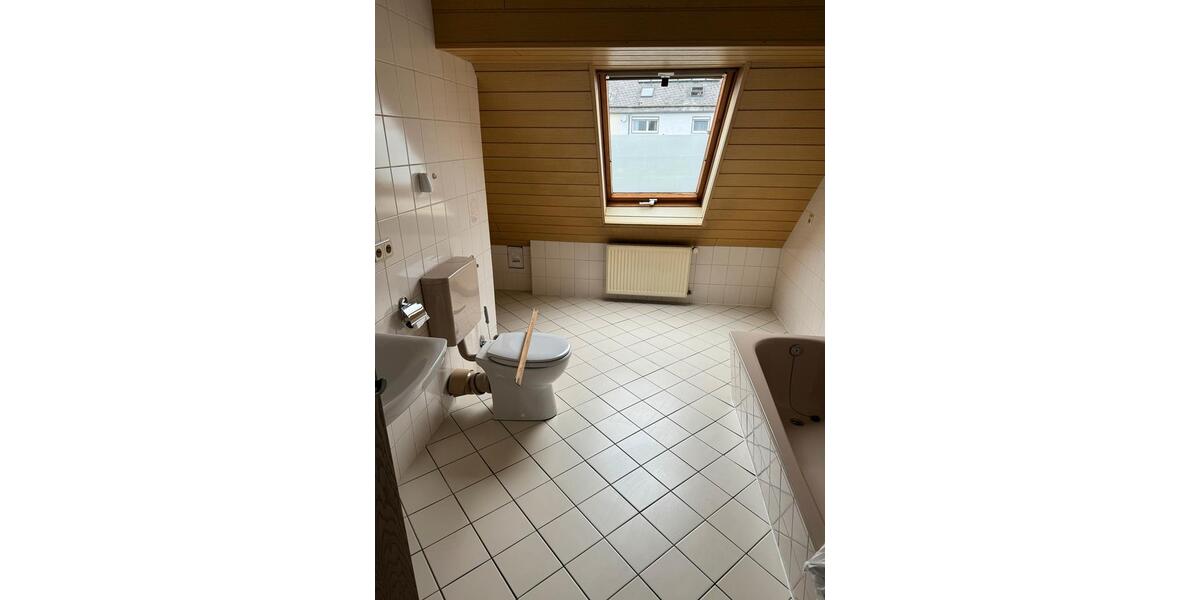 Dachgeschoßwohnung Brücken - 2 Zimmer, 80 m&sup2;, 595&euro; | Angebot:26002937