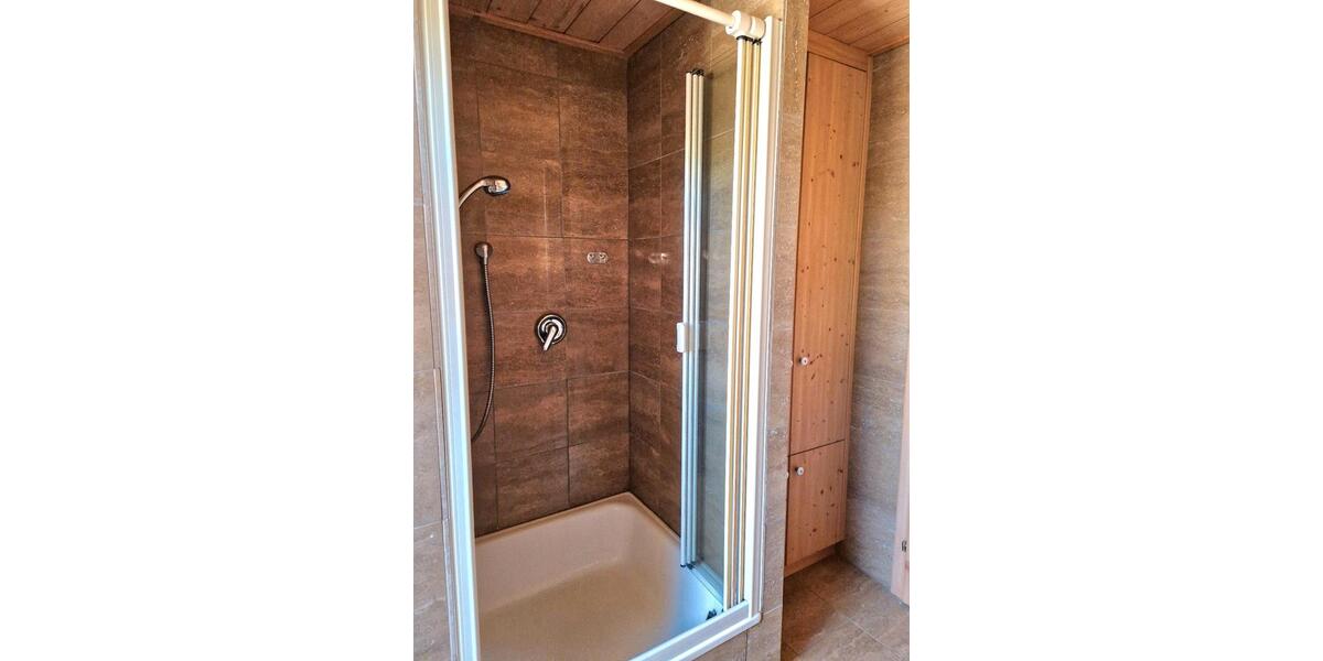 Helle 4 Zimmer Dachgeschosswohnung mit Balkon *befristet* zimmer