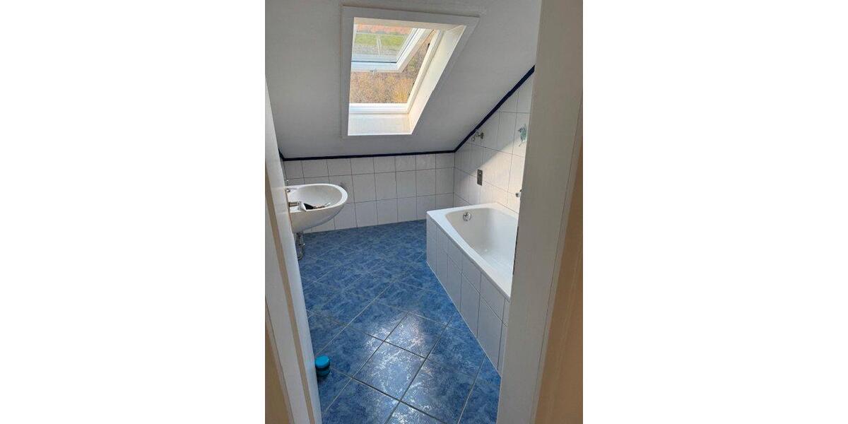 Dachgeschoßwohnung Kronach - 4 Zimmer, 86 m&sup2;, 550&euro; | Angebot:26233550