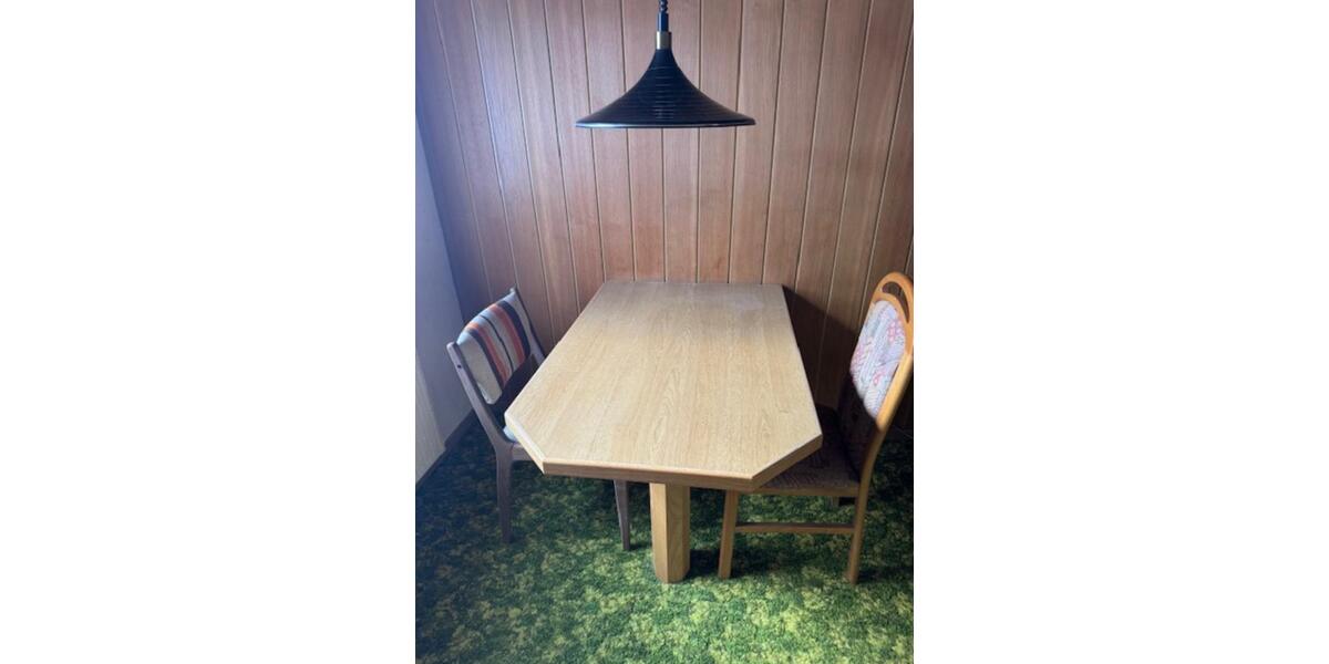 Etagenwohnung Bodenwerder - 1 Zimmer, 90 m&sup2;, 16&euro; | Angebot:20190672