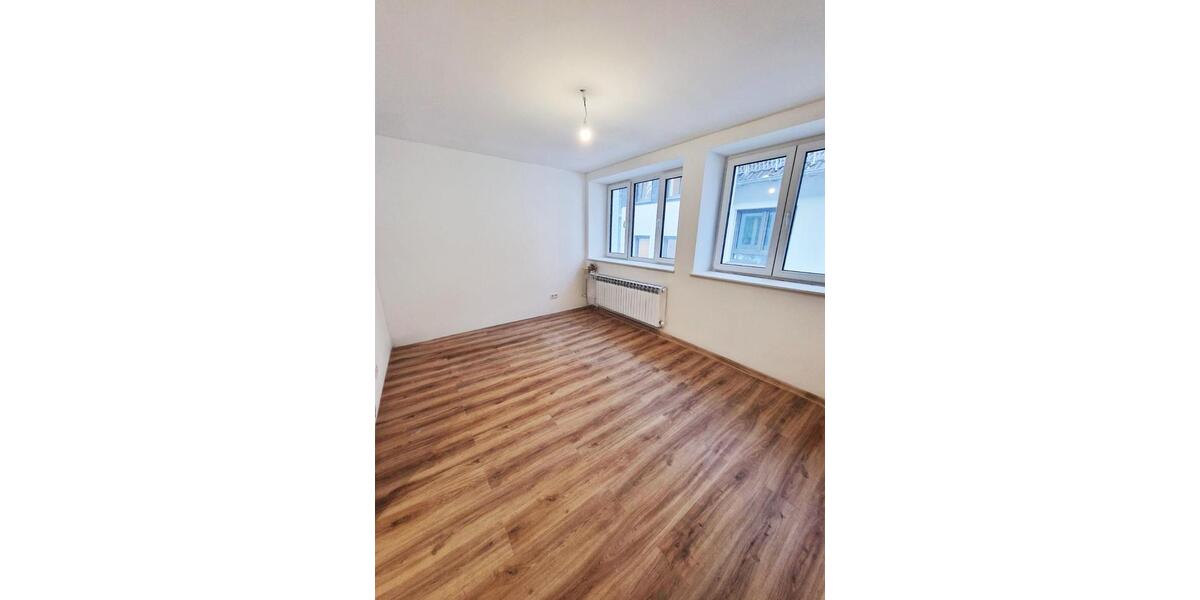 Wohnen auf Zeit Saarbrücken West - 1 Zimmer, 14 m&sup2;, 500&euro; | Angebot:26670118