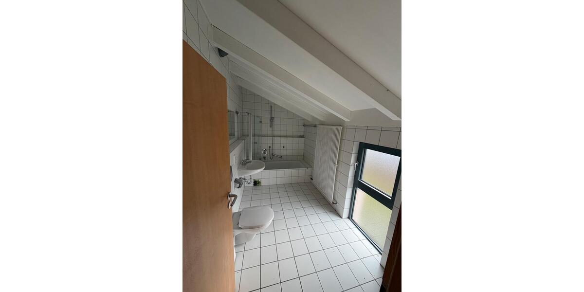 Dachgeschoßwohnung Bad König - 2 Zimmer, 56 m&sup2;, 620&euro; | Angebot:25976465