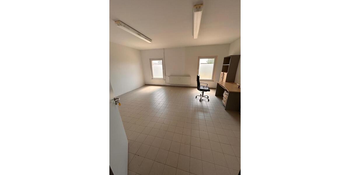 Gewerbeobjekt Waren (Müritz) - 1.390&euro; | Angebot:26580110
