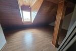 Dachgeschoßwohnung Kindenheim - 3 Zimmer, 85 m&sup2;, 700&euro; | Angebot:25256895