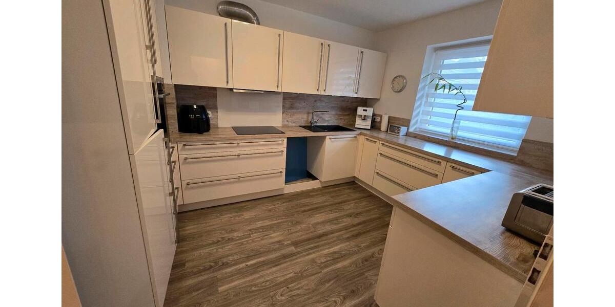 Doppelhaushälfte Pinneberg - 5 Zimmer, 118 m&sup2;, 1.800&euro; | Angebot:23227436