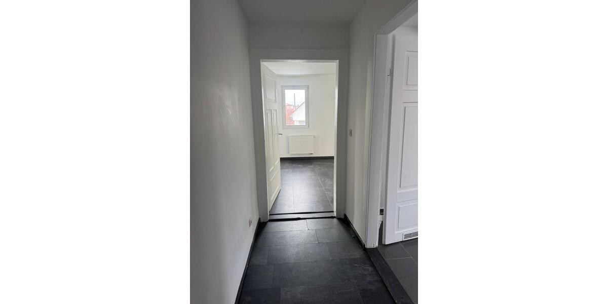 Dachgeschoßwohnung Schwäbisch Hall - 5 Zimmer, 110 m&sup2;, 750&euro; | Angebot:24604042