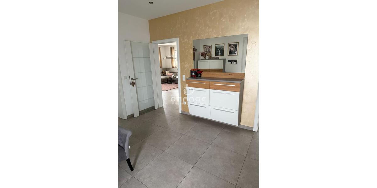 Einfamilienhaus Langquaid - 8 Zimmer, 260 m&sup2;, 1.800&euro; | Angebot:23861895