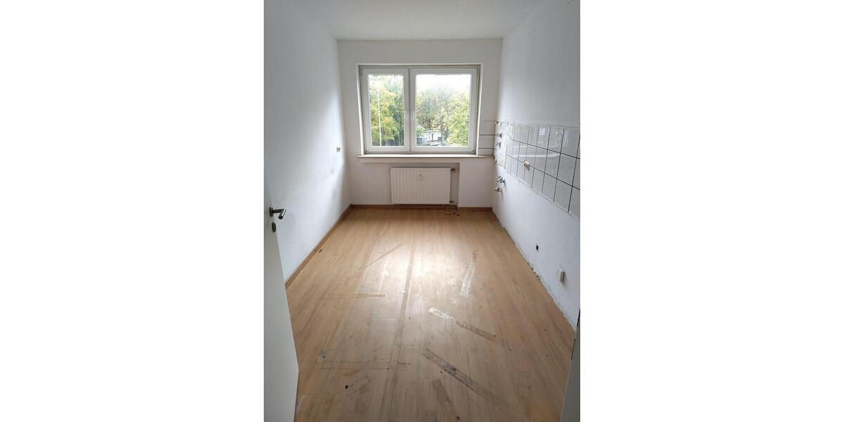 Etagenwohnung Duisburg Hamborn - 3 Zimmer, 81 m&sup2;, 600&euro; | Angebot:24536445