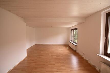 Schöne, helle 3-Zimmer-Maisonette-Wohnung in Veltenhof 3 zimmer