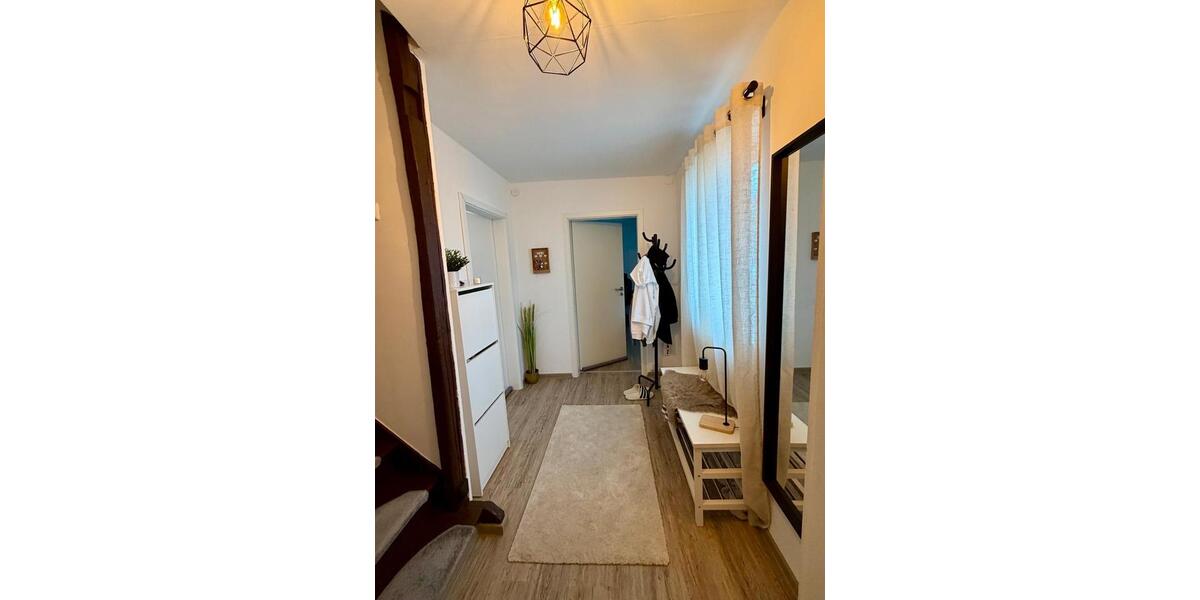 Maisonettenwohnung Wetter (Hessen) - 5 Zimmer, 115 m&sup2;, 1.400&euro; | Angebot:26236780