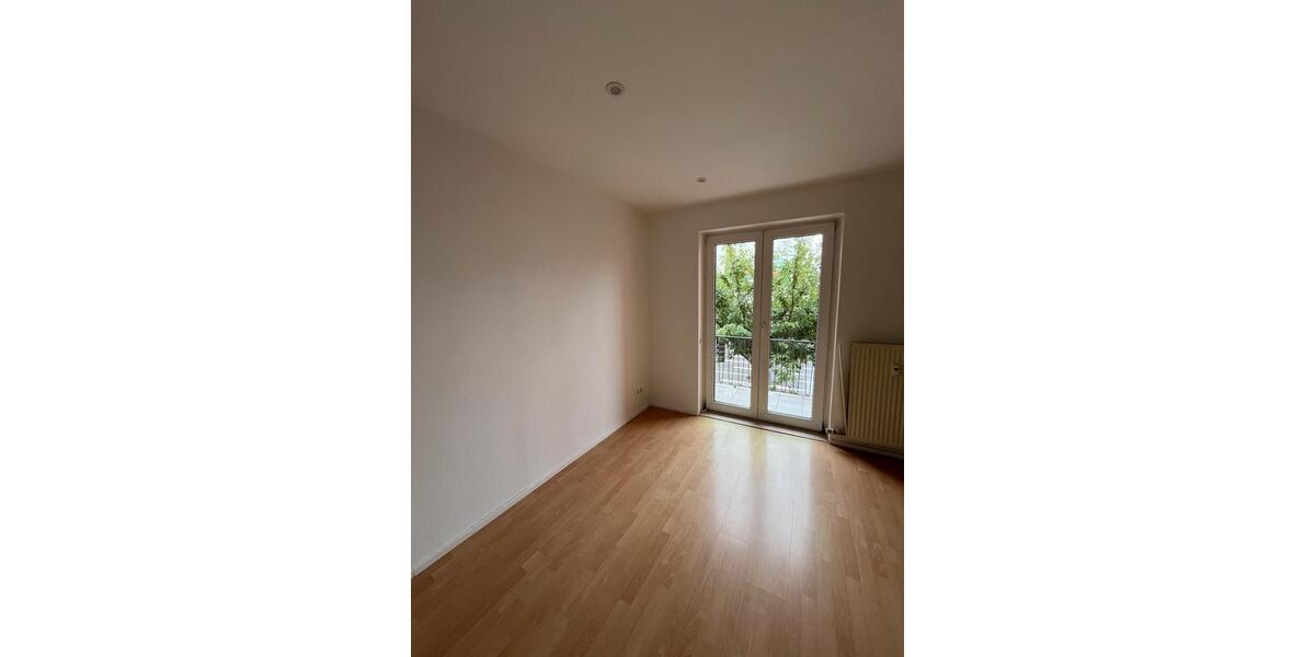 Etagenwohnung Ingolstadt Münchener Straße - 3 Zimmer, 70 m&sup2;, 900&euro; | Angebot:25975860