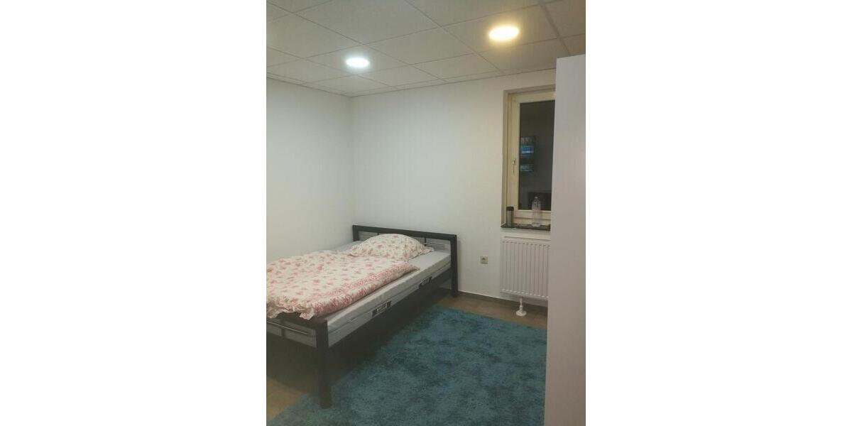 1 Zimmer in 3 Zimmer Nichtraucher WG in einer 74qm Wohnung - Bitt 1 zimmer