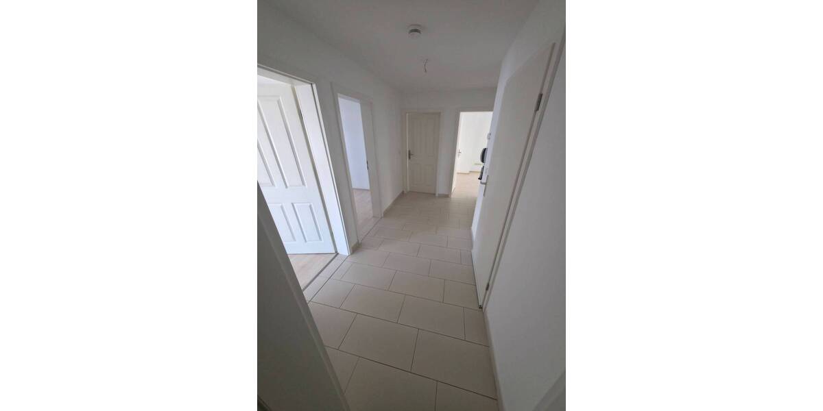 Etagenwohnung Jena Nord - 4 Zimmer, 88 m&sup2;, 1.000&euro; | Angebot:26188331