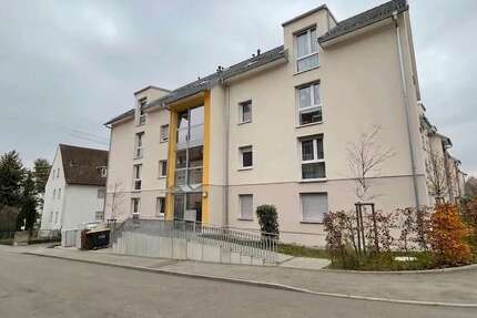 Wohnung Ludwigsburg - 4 Zimmer, 94 m&sup2;, 1.500&euro; | Angebot:26182929